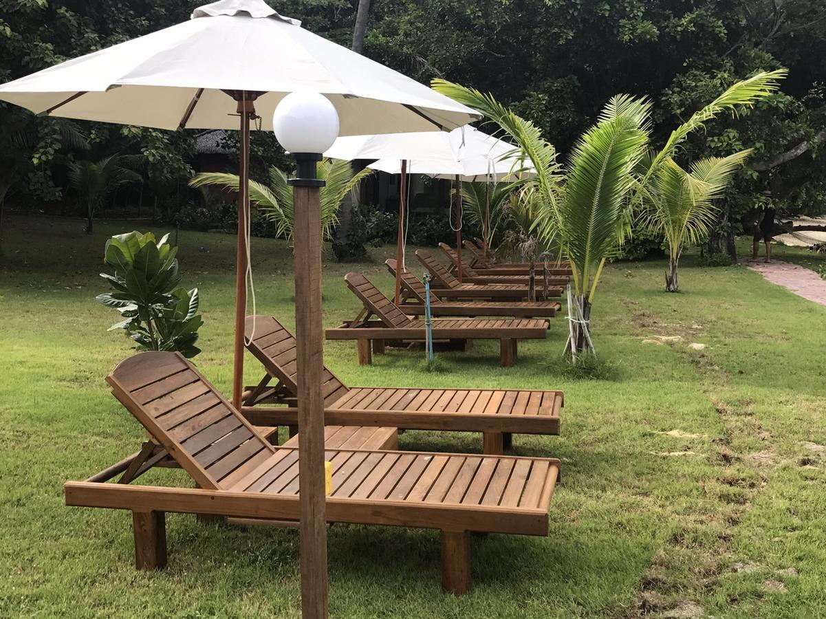 Paradise Beachfront Bungalows Hotell Koh Kradan Exteriör bild